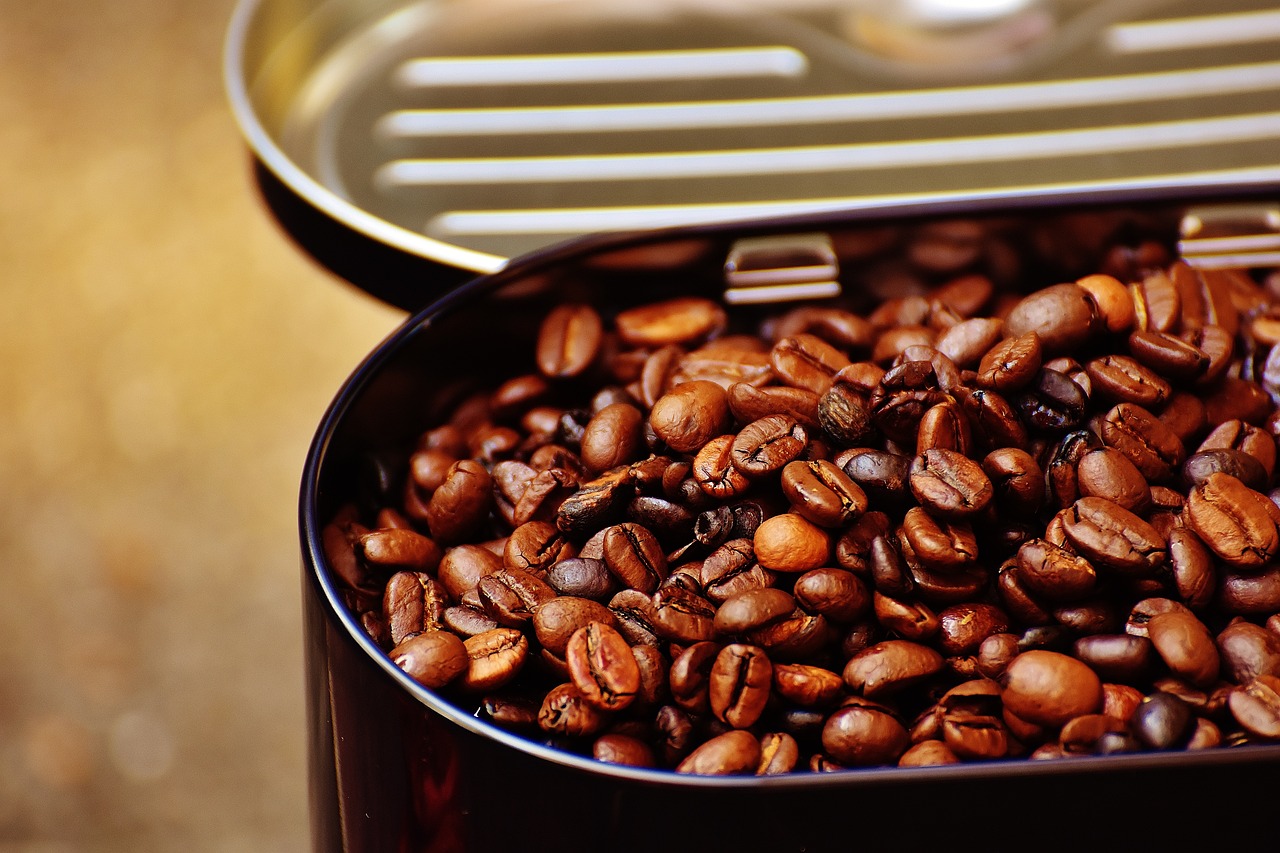Kawa dla początkujących: jak rozpocząć swoją przygodę z kawowym światem